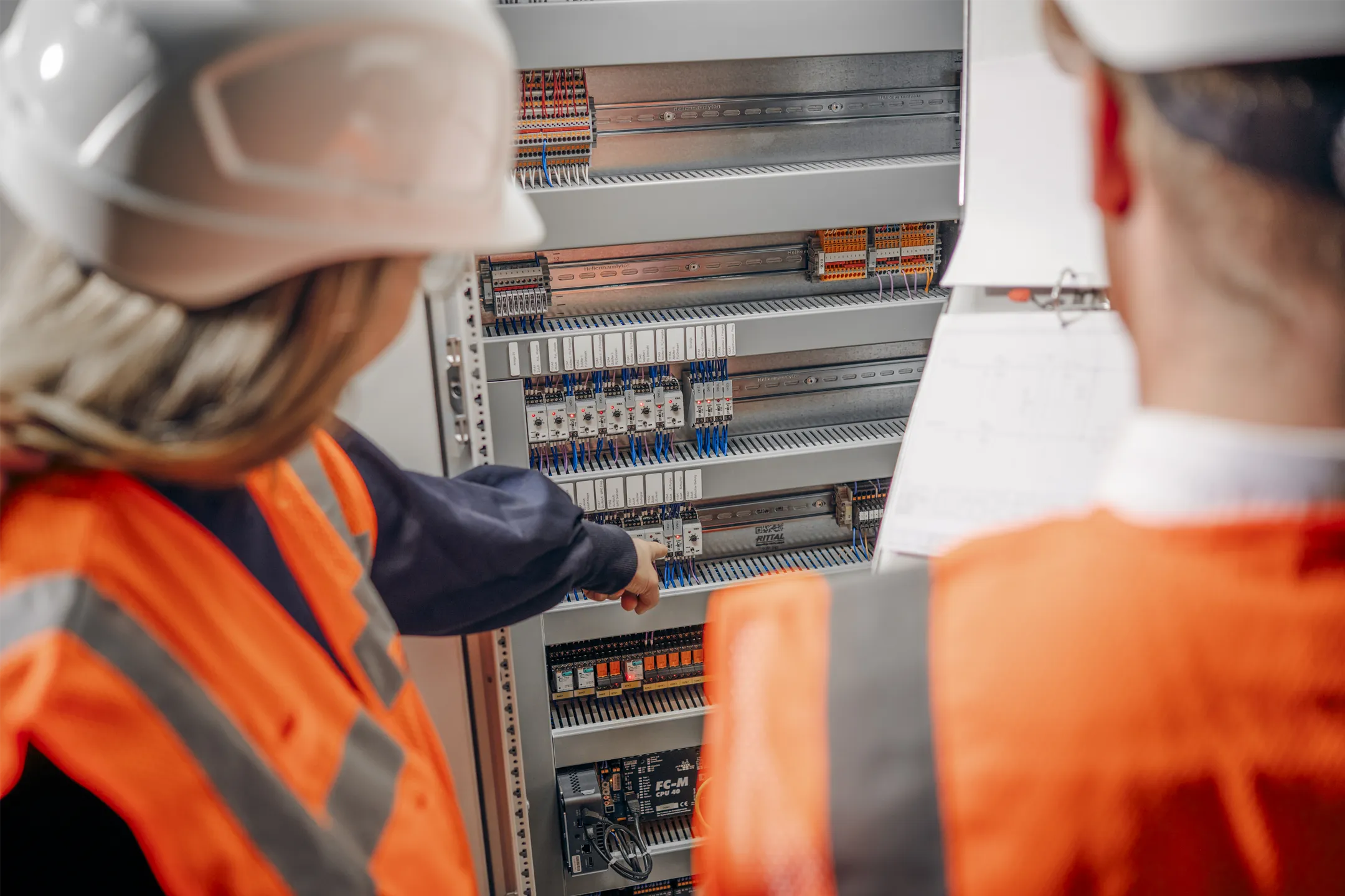 Elektrotechnische Fachplanung am Schaltschrank